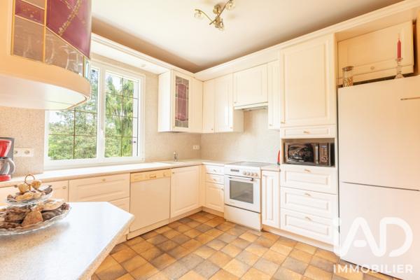 Maison à vendre 6 pièces 115 m² Saint-Arnoult-en-Yvelines