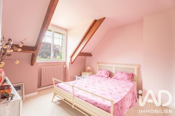 Maison à vendre 6 pièces 115 m² Saint-Arnoult-en-Yvelines