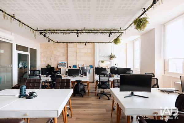 Location bureaux 100 m² Bordeaux