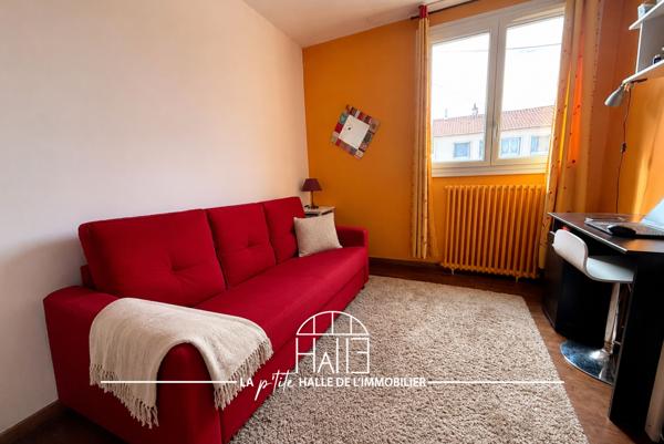 Maison
         4 pièces
        - 88 m² Exclusivité 169 900 € *