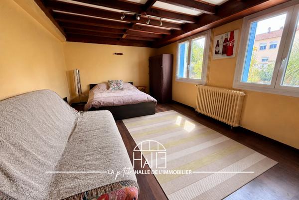 Maison
         4 pièces
        - 88 m² Exclusivité 169 900 € *