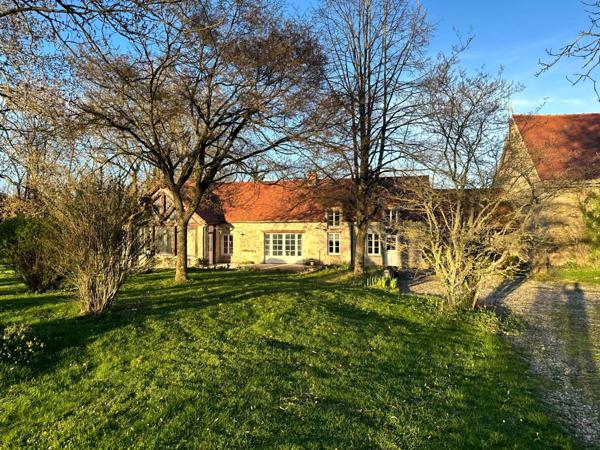 Propriete à vendre 8 pièces proche de POUILLY EN AUXOIS (21)