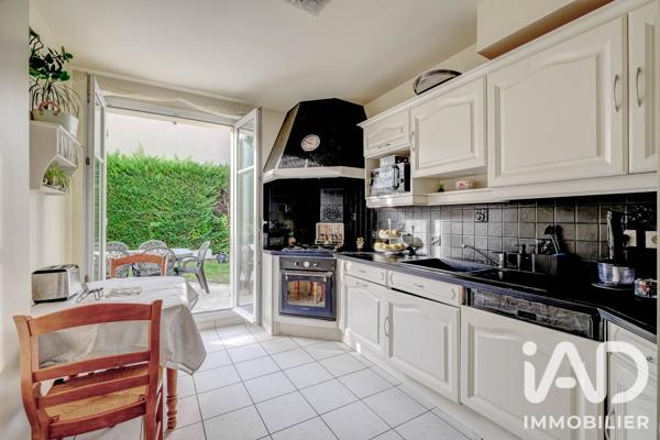 Maison à vendre 6 pièces 126 m² Bussy-Saint-Georges