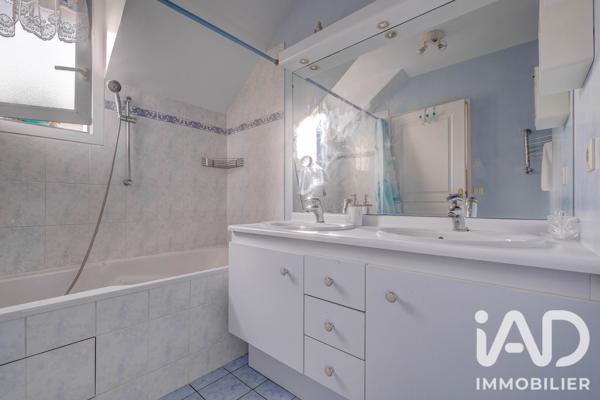 Maison à vendre 6 pièces 126 m² Bussy-Saint-Georges
