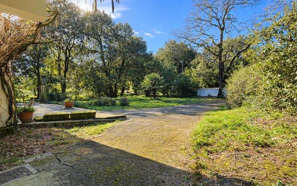 Maison à vendre    5 pièces • 153 m2 Saint-Pierre-d'Oléron