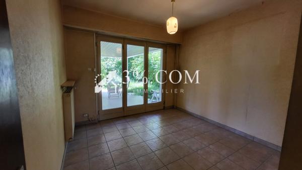 Maison
                                                                                                                                                                                                                                                                                                                        7 pièce(s)                                                                                                                                                                                                          6 chambre(s)                                                                                                                                                                                                          191  m²