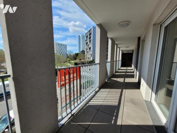 NANTES - Local ou Appartement - Ascenseur - Garage 