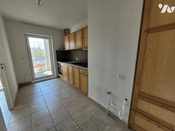 NANTES - Local ou Appartement - Ascenseur - Garage 