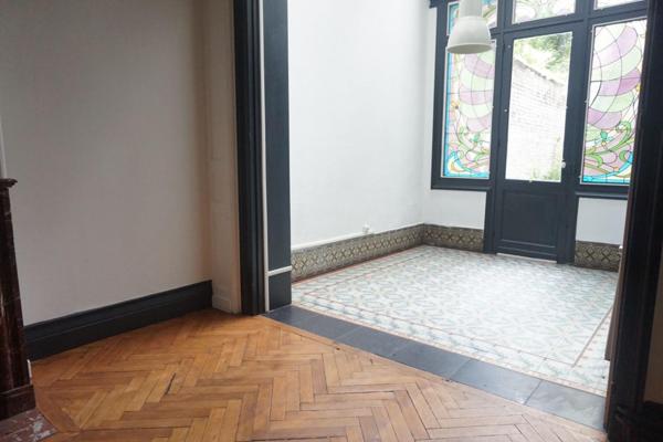 A LOUER : T5 à LILLE • rue Catel Beghin - Vauban • 1 670 € CC • Réf. G335-01