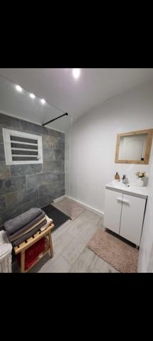 Rez de jardin 5 pièce(s) 2 chambre(s) 74.15 m²