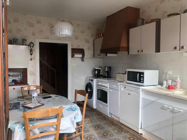 Maison à vendre à Saint-Aubin dans l'Indre (36100), ref : 11813/1324