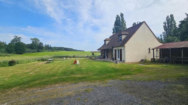 Houdan et Gambais proche / Maison familiale 4 chambres avec terrain et boxes pour chevaux / Environnement exceptionnel dans le 78