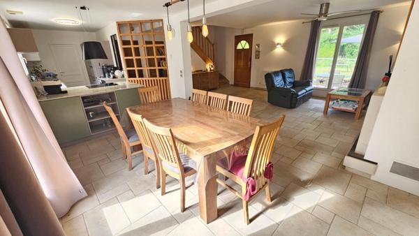 Houdan et Gambais proche / Maison familiale 4 chambres avec terrain et boxes pour chevaux / Environnement exceptionnel dans le 78