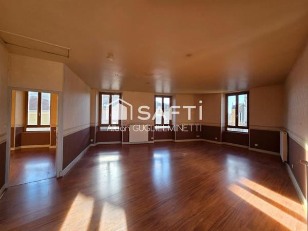 A vendre - Immeuble de rapport - 2 appartements T2 et T5