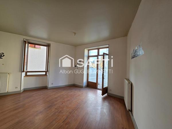 A vendre - Immeuble de rapport - 2 appartements T2 et T5