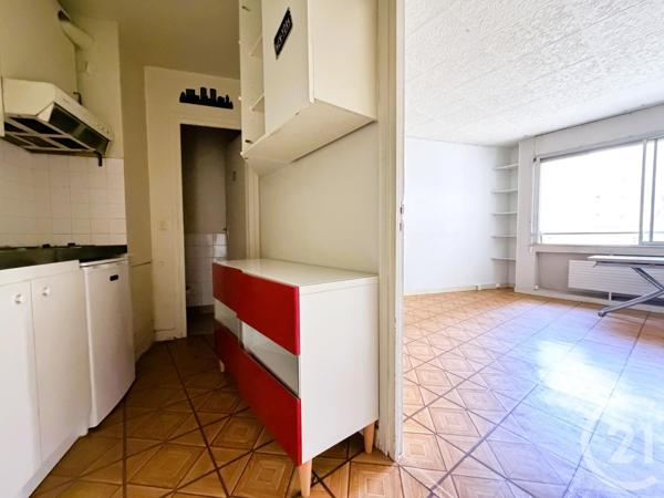 Appartement F1 à vendre  1 pièce - 26,41 m 2   PARIS  - 75010