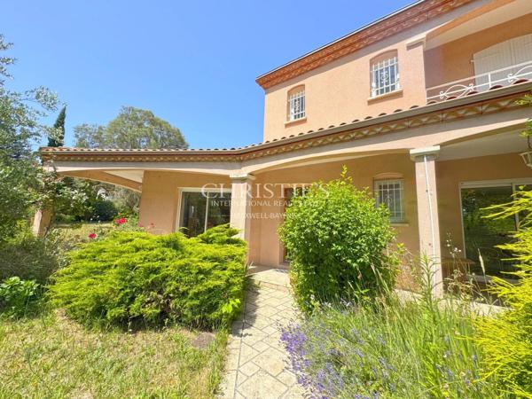 Villa Familiale avec Jardin à proximité de la plage