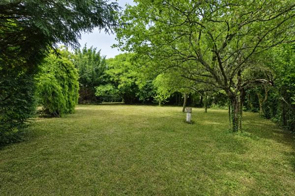 Maison
         8 pièces
        - 336 m² Exclusivité 720 000 € *