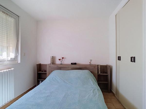A VENDRE - Maison de 113 m²  - T5 - 4 chambres - 2 Garages - 31470 SAINT LYS