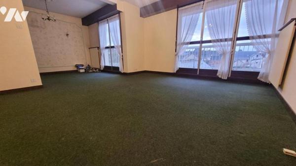 EXCLUSIVITE:SABLE  SUR SARTHE-APPARTEMENT DE TYPE 3-REF:VDL2136