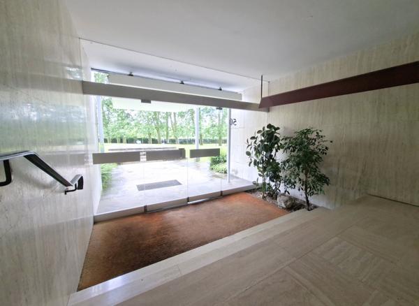Appartement
         1 pièce
        - 10 m² Exclusivité 48 000 € *