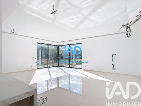Maison à vendre 4 pièces 160 m² Fontenay-Trésigny