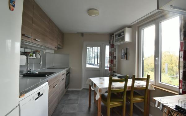 Maison à vendre    4 pièces • 80,80 m2 Miribel