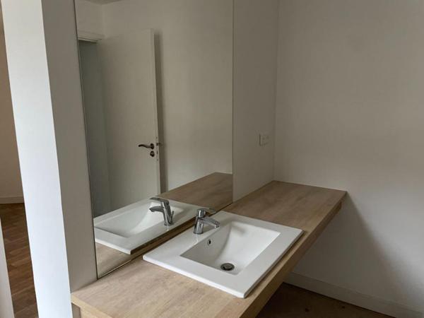 Bureau dans résidence de standing plein centre ville de la Ferté sous jouarre