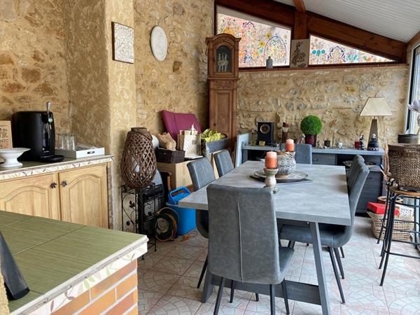 Immeuble à Prayssac 2 appartements loués avec terrasses