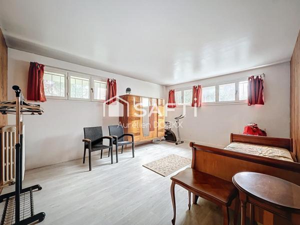 Maison d'architecte à 5 minutes à pied de la gare