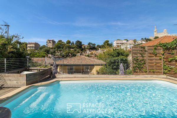 Maison avec piscine et restanques – Vue sur Notre-Dame – Roucas Blanc