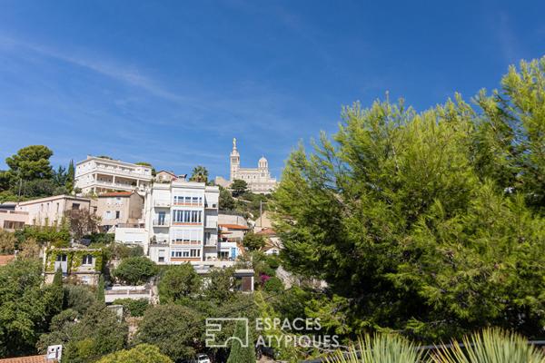 Maison avec piscine et restanques – Vue sur Notre-Dame – Roucas Blanc