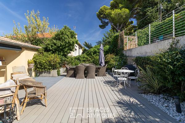 Maison avec piscine et restanques – Vue sur Notre-Dame – Roucas Blanc