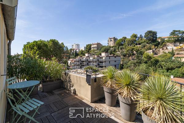 Maison avec piscine et restanques – Vue sur Notre-Dame – Roucas Blanc