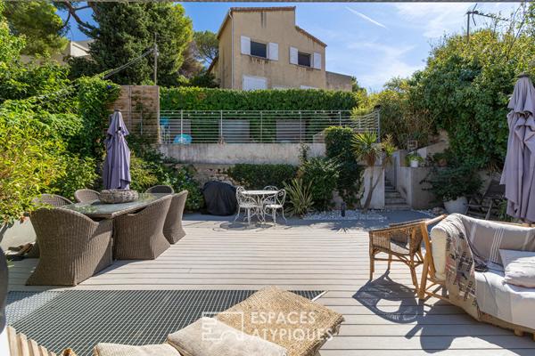 Maison avec piscine et restanques – Vue sur Notre-Dame – Roucas Blanc