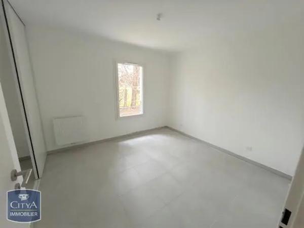 Appartement à louer 3 pièces 63.7m² Avignon (84000)
