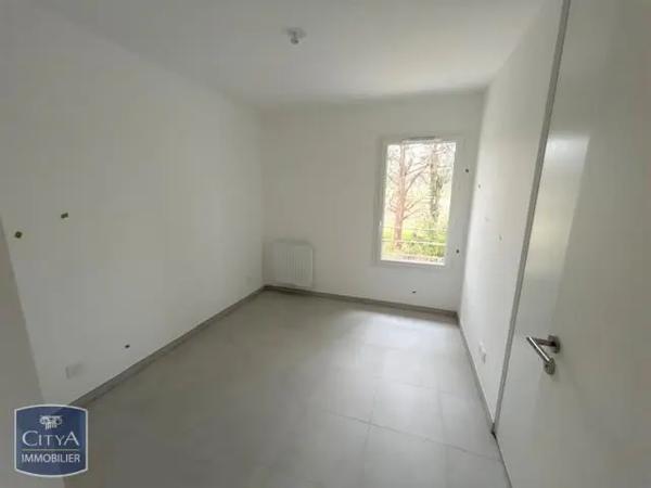 Appartement à louer 3 pièces 63.7m² Avignon (84000)