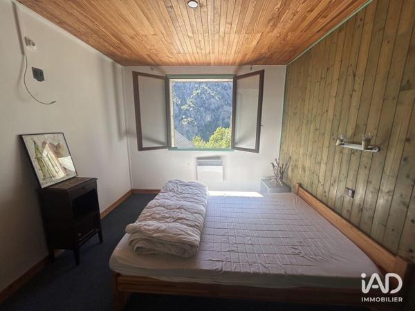 Murs commerciaux  à vendre 89 m² Saint-Christophe-en-Oisans