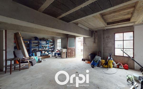 Maison à vendre    5 pièces •  Mont-Saint-Martin