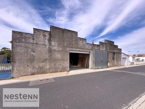 Garage Saint Urbain 260 m2