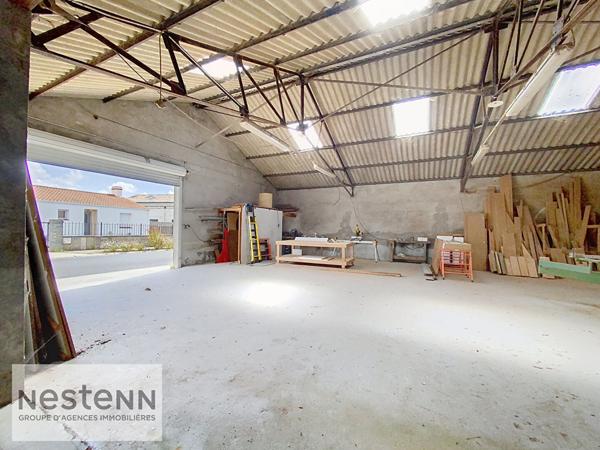 Garage Saint Urbain 260 m2