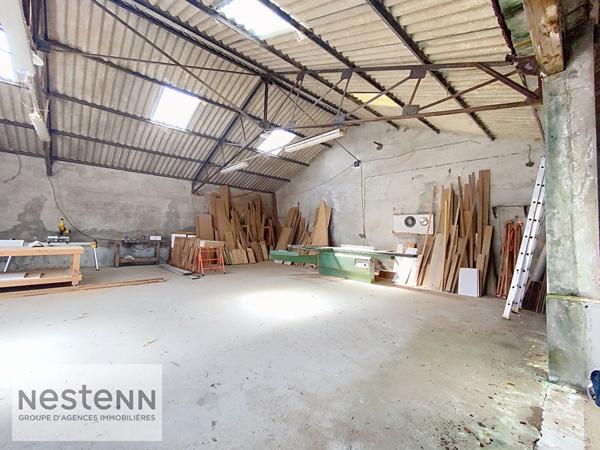 Garage Saint Urbain 260 m2
