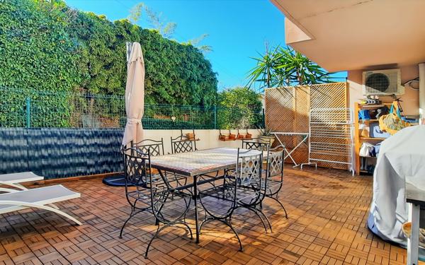Appartement à vendre    3 pièces • 83 m2 Nice