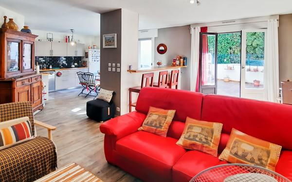 Appartement à vendre    3 pièces • 83 m2 Nice