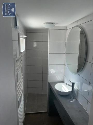 Maison à louer 3 pièces 65.01m² Fos-sur-Mer (13270)