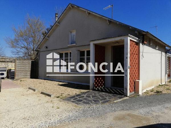 Location Maison 1 pièce 45.3 m² - 100 RUE AGLOPHILE Chatellerault 86100