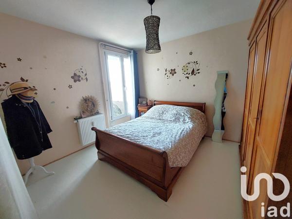 Appartement 5 pièces de 104 m² à Dammarie-les-Lys (77190)