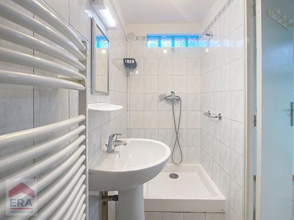 A louer Type 2 Marseille 13012 Beaumont  terrasse