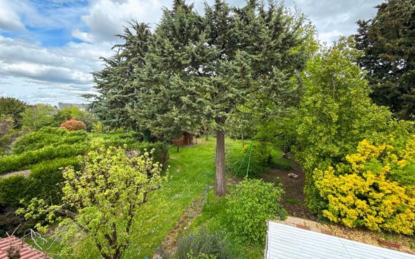 Maison à vendre    5 pièces •  Fleury-les-Aubrais