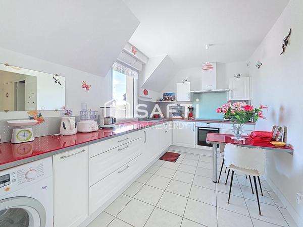 QUIMIAC CENTRE - GRAND APPARTEMENT 3 PIECES EN DUPLEX 70 M²